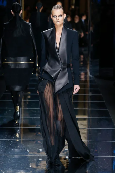 Look 73